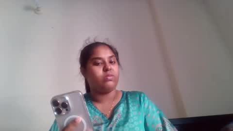 Snapshot of anydanyg chatting on 12-15-25, 09:02 anydanyg online show from 12-15-25, 09:02