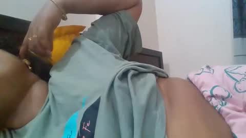 Snapshot of anydanyg chatting on 03-31-26, 05:57 anydanyg online show from 03-31-26, 05:57