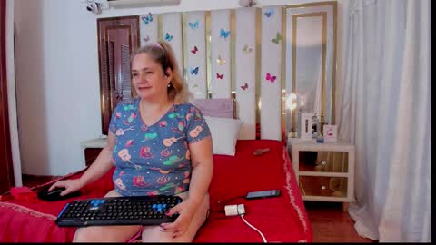 Snapshot of anyelamature chatting on 02-03-26, 03:04 Anyela online show from 02-03-26, 03:04