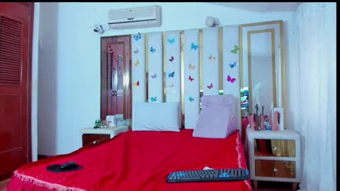 Snapshot of anyelamature chatting on 02-20-26, 07:03 Anyela online show from 02-20-26, 07:03