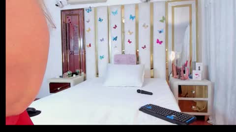 Snapshot of anyelamature chatting on 02-26-26, 04:00 Anyela online show from 02-26-26, 04:00