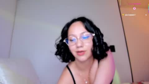 Snapshot of anyi_1 chatting on 08-09-26, 03:19 Anyi Orion and Pyxis online show from 08-09-26, 03:19