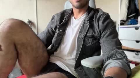 Instagram  online show from 05-27-26, 02:25
