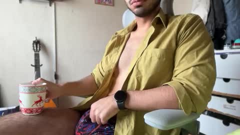 Instagram  online show from 06-10-26, 03:00