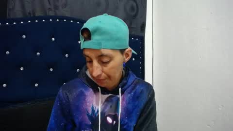 anyu online show from 12-13-24, 07:47