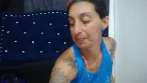 anyu online show from 12-30-24, 03:25