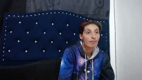 anyu online show from 12-31-24, 07:42