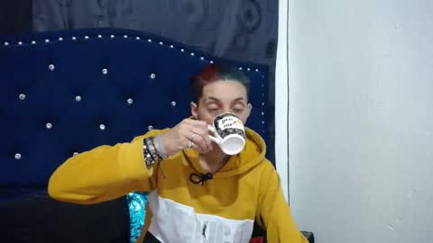 anyu online show from 02-17-25, 03:04