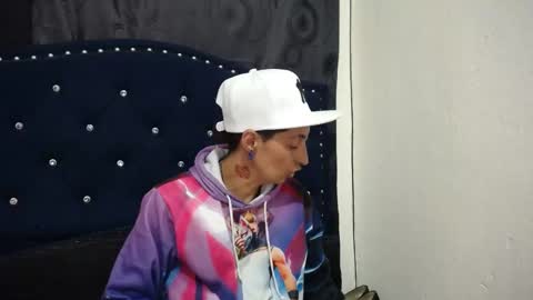 anyu online show from 03-01-25, 02:37