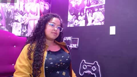 Any  online show from 12-04-25, 12:36