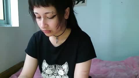 aoi_dandelion online show from 01-05-25, 09:14