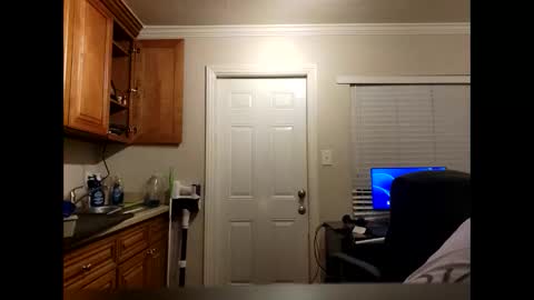 Snapshot of ap4978 chatting on 03-27-26, 11:54 Andres online show from 03-27-26, 11:54