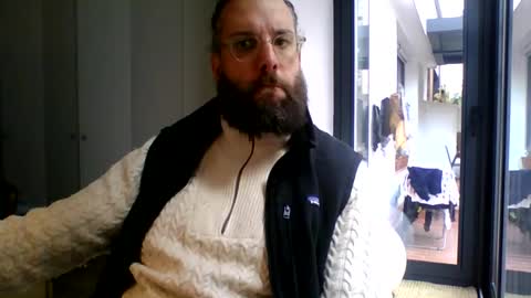 apc_3 online show from 02-26-26, 10:58