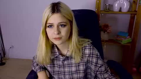 ApheliaStar online show from 11-11-25, 03:56