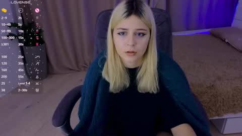 ApheliaStar online show from 12-14-25, 03:17