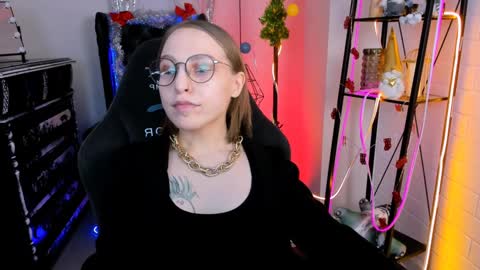 APHEX QUEEN online show from 12-14-24, 01:49