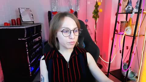 APHEX QUEEN online show from 12-19-24, 01:18