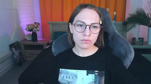 APHEX QUEEN online show from 01-14-25, 12:24