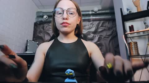 APHEX QUEEN online show from 01-16-25, 07:10