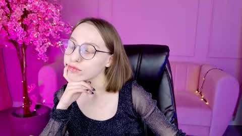 APHEX QUEEN online show from 01-28-25, 06:07