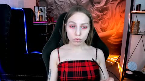 APHEX QUEEN online show from 01-30-25, 09:04