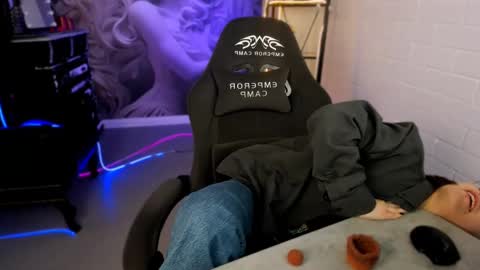 APHEX QUEEN online show from 02-27-25, 12:13