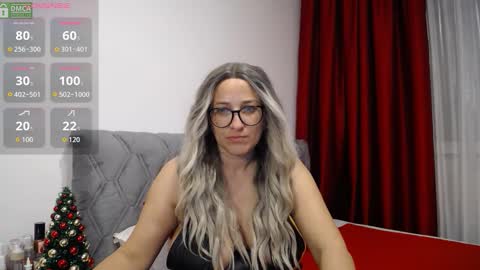 Sarah online show from 12-23-25, 03:59