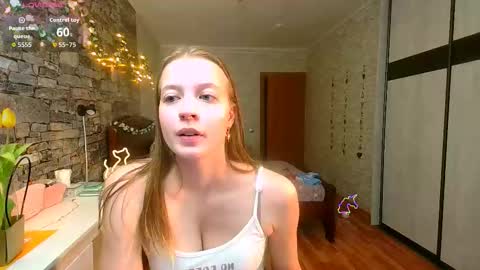 Snapshot of aphrodite_wow_ chatting on 03-12-26, 01:17 Aphrodite online show from 03-12-26, 01:17