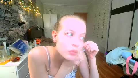 Aphrodite online show from 04-29-26, 01:48