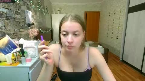 Aphrodite online show from 05-17-26, 03:41
