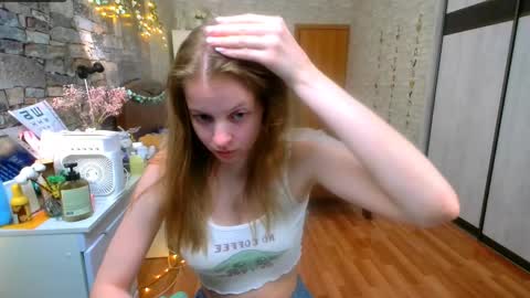 Aphrodite online show from 05-21-26, 03:52
