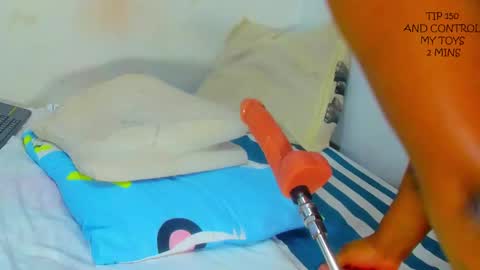 Snapshot of aphrodites_ass chatting on 01-23-25, 09:18 Tati Colombian online show from 01-23-25, 09:18