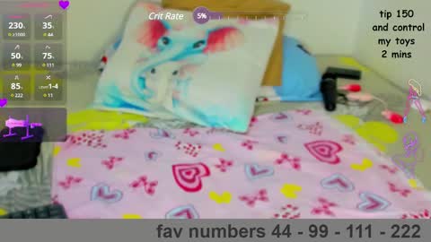 Snapshot of aphrodites_ass chatting on 02-22-25, 01:24 Tati Colombian online show from 02-22-25, 01:24