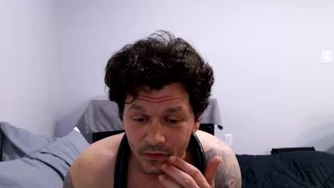 Snapshot of apocalypse_cream chatting on 03-02-26, 07:15 apocalypse_cream online show from 03-02-26, 07:15