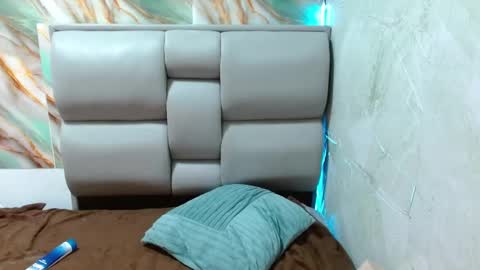 Apolo online show from 09-14-25, 06:07