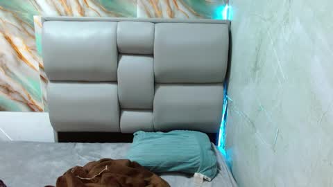 Apolo online show from 09-16-25, 06:31