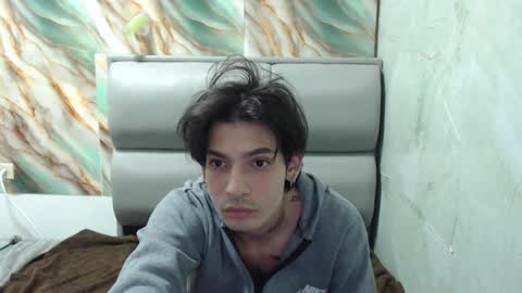 Apolo online show from 10-19-25, 05:24