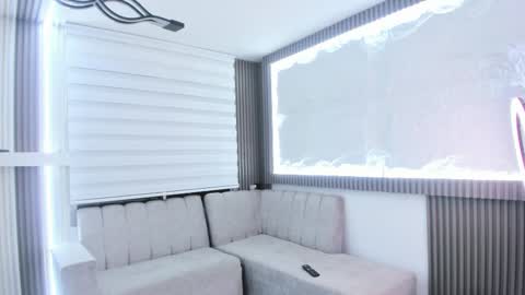 Snapshot of apolo_bianco_ chatting on 03-06-25, 05:03 APOLO online show from 03-06-25, 05:03