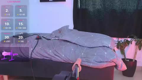 Snapshot of apolo_bianco_ chatting on 03-10-26, 02:00 APOLO online show from 03-10-26, 02:00