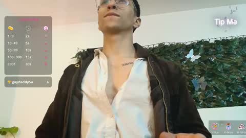 Snapshot of apolo_crus chatting on 10-24-25, 05:59 apolo_crus online show from 10-24-25, 05:59