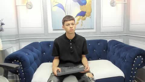 Snapshot of apolo_jonnes chatting on 03-04-26, 03:01 online show from 03-04-26, 03:01