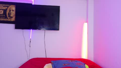 Apolo online show from 06-02-26, 01:40