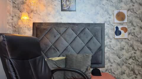 Apolo online show from 11-25-25, 09:15