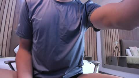 apolojackson2 online show from 04-28-26, 12:43
