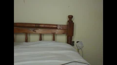 apple_bitch online show from 03-08-26, 05:22