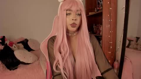 Snapshot of applebunny chatting on 11-27-25, 07:38 online show from 11-27-25, 07:38