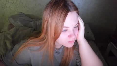 Snapshot of appleyummybuns chatting on 02-03-26, 05:29 appleyummybuns online show from 02-03-26, 05:29