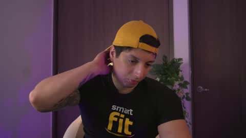 Snapshot of appolo_allen chatting on 01-07-25, 03:54 insta appolo master online show from 01-07-25, 03:54