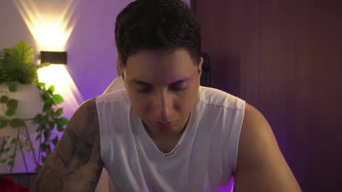 Snapshot of appolo_allen chatting on 02-10-25, 12:08 insta appolo master online show from 02-10-25, 12:08