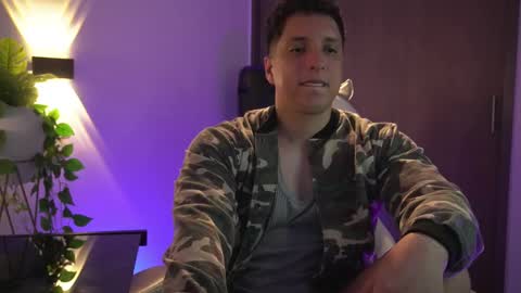 Snapshot of appolo_allen chatting on 02-11-25, 05:47 insta appolo master online show from 02-11-25, 05:47